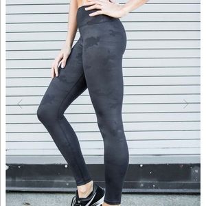 Montiel Koa Camo Legging